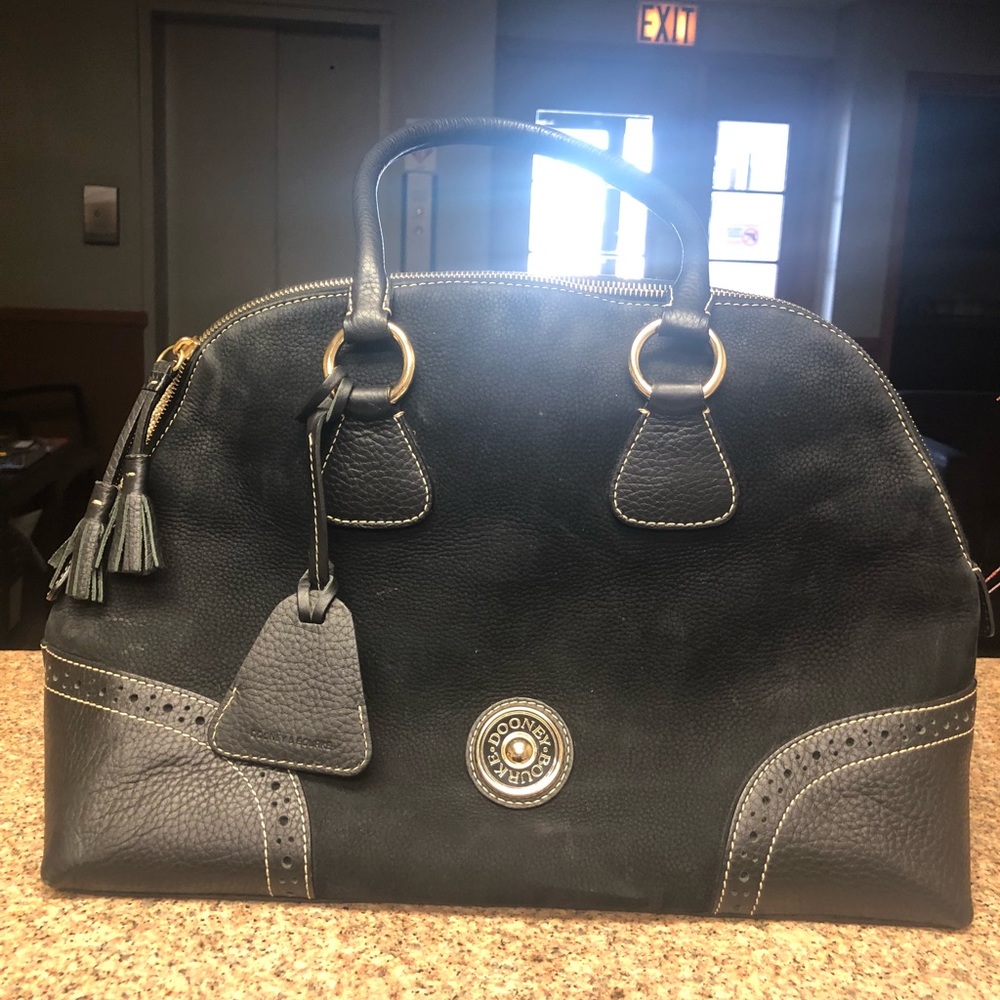 ❤️ Dooney & Bourke purse